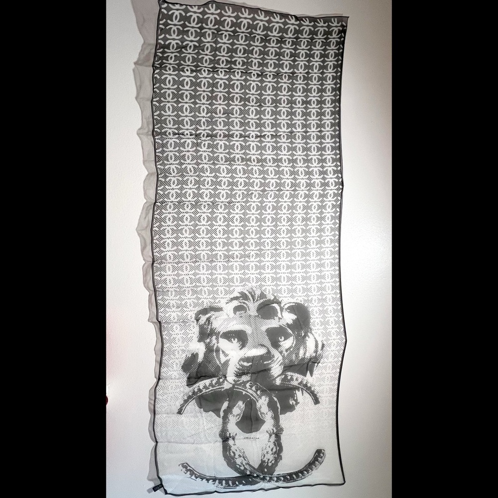 RARE 2010 Spring Chanel Lion Scarf